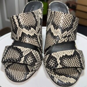 Vince Women’s Hiro Block Snakeskin Embossed Heel Sandals Mules Sz 39